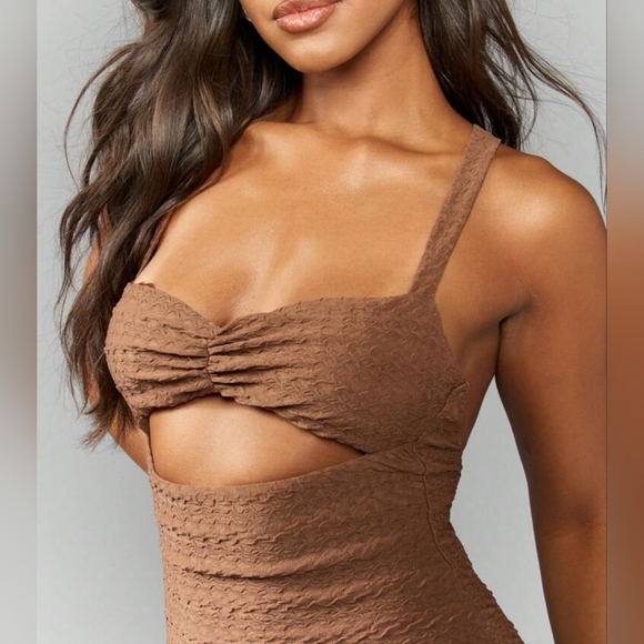 Missguided+ Textured Brown High Low Dress - Picture 6 of 9